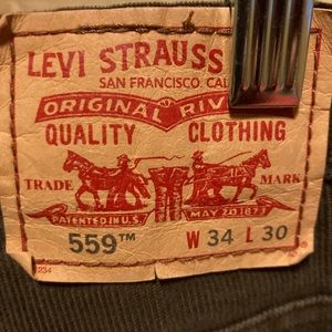 Levi’s Corduroy pants